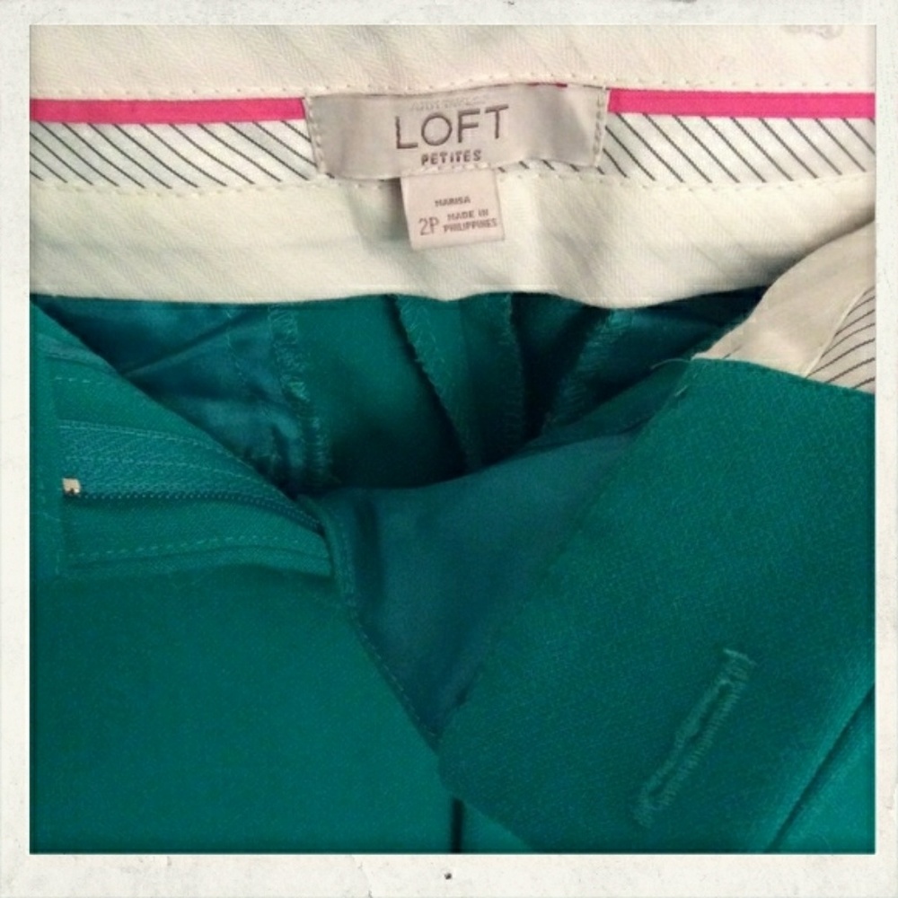 LOFT Green Cropped Pants